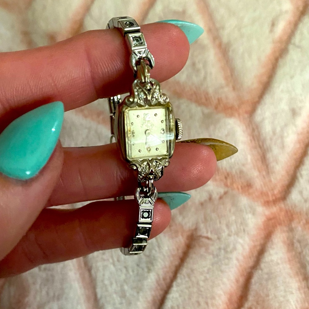 Vintage Lady Elgin watch